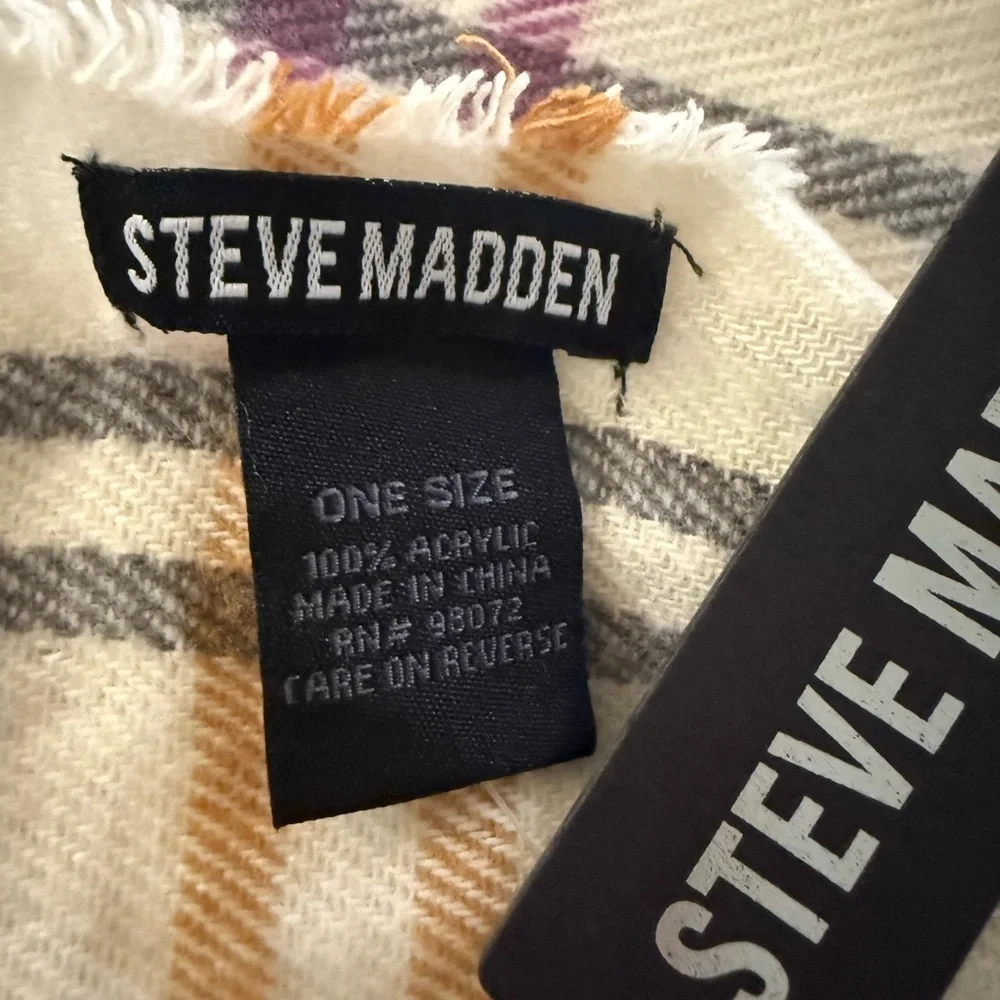 NWT Steve Madden Cream,Gold,Purple & Grey 100% acrylic